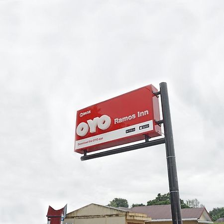 Oyo 2635 Ramos Inn Sinapuran Eksteriør bilde