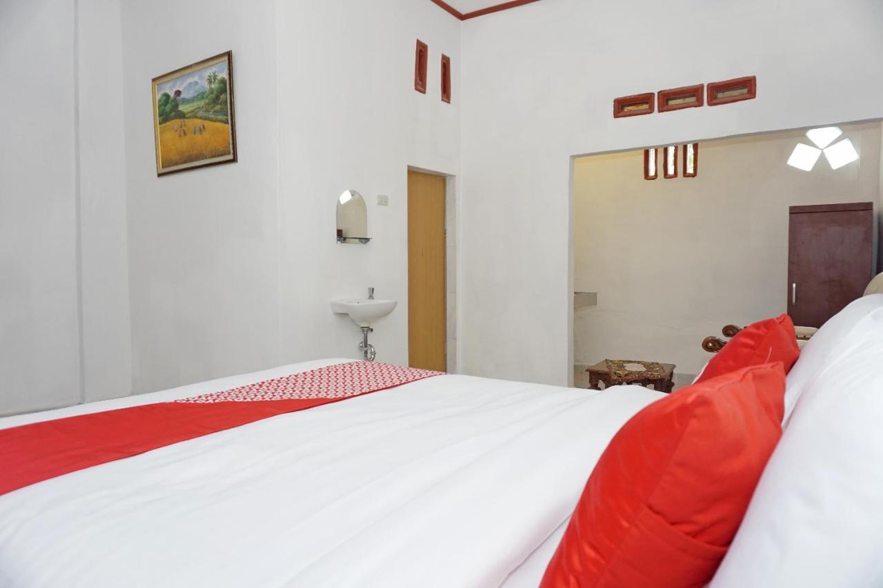 Oyo 2635 Ramos Inn Sinapuran Eksteriør bilde